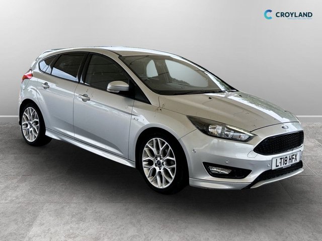 View our Ford Focus 1.0T EcoBoost ST-Line Hatchback 5dr Petrol Manual Euro 6 (s/s) (140 ps)