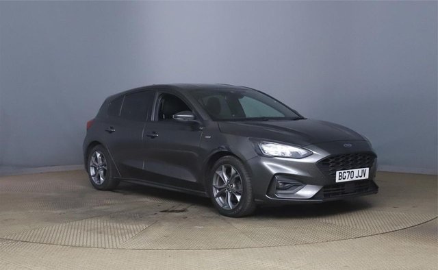 View our Ford Focus 1.0T EcoBoost ST-Line Hatchback 5dr Petrol Manual Euro 6 (s/s) (125 ps)
