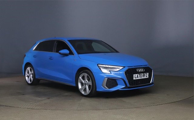 View our Audi A3 1.4 TFSIe 40 S line Sportback 5dr Petrol Plug-in Hybrid S Tronic Euro 6 (s/s) 13kWh (204 ps)