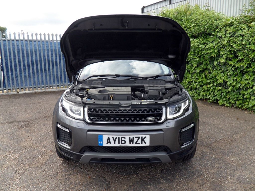 USED 2016 16 LAND ROVER RANGE ROVER EVOQUE 2.0 TD4 SE Tech SUV 5dr Diesel Auto 4WD Euro 6 (s/s) (180 ps) 8 Services 20's Pan Roof Black Pack