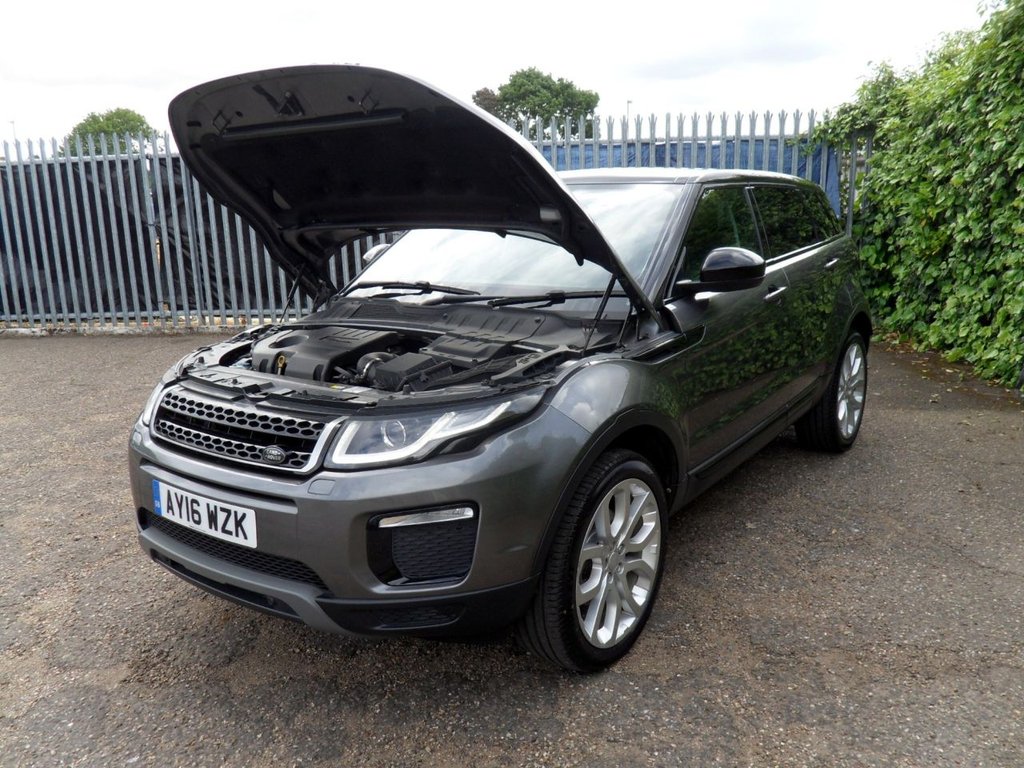 USED 2016 16 LAND ROVER RANGE ROVER EVOQUE 2.0 TD4 SE Tech SUV 5dr Diesel Auto 4WD Euro 6 (s/s) (180 ps) 8 Services 20's Pan Roof Black Pack