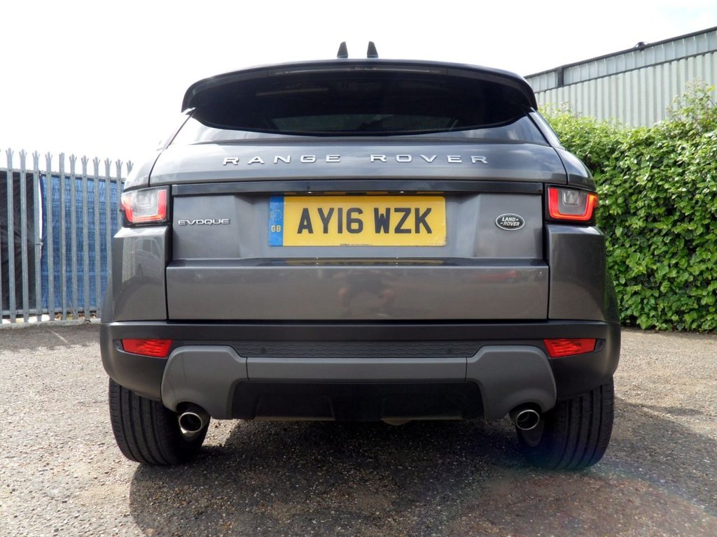 USED 2016 16 LAND ROVER RANGE ROVER EVOQUE 2.0 TD4 SE Tech SUV 5dr Diesel Auto 4WD Euro 6 (s/s) (180 ps) 8 Services 20's Pan Roof Black Pack