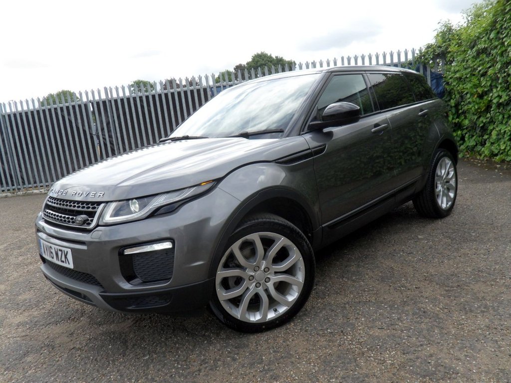 USED 2016 16 LAND ROVER RANGE ROVER EVOQUE 2.0 TD4 SE Tech SUV 5dr Diesel Auto 4WD Euro 6 (s/s) (180 ps) 8 Services 20's Pan Roof Black Pack
