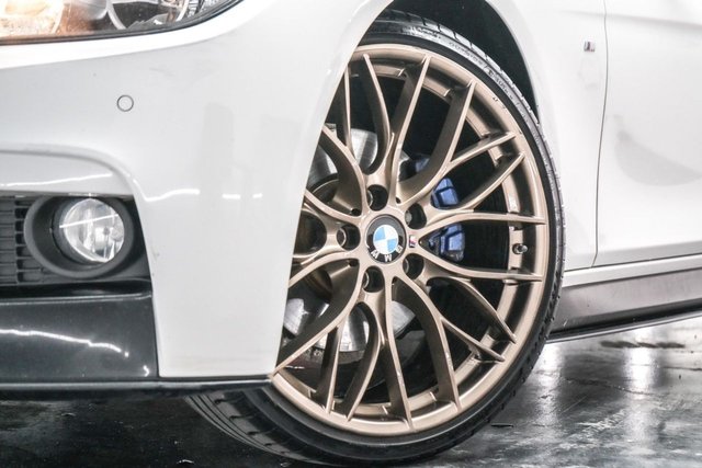 View our BMW 3 SERIES