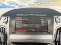 USED 2016 16 FORD FOCUS 1.0T EcoBoost Zetec Hatchback 5dr Petrol Auto Euro 6 (s/s) (125 ps) PARKING SENSORS - NAVIGATION