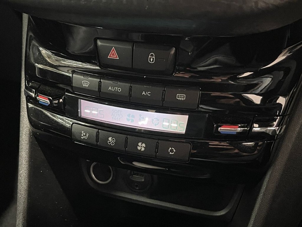 USED 2017 67 PEUGEOT 2008 1.2 PureTech Allure SUV 5dr Petrol EAT Euro 6 (s/s) (110 ps) Rear Parking Sensors