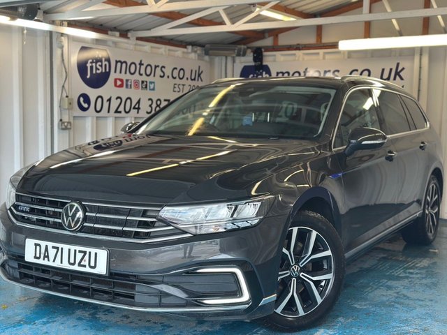 View our Volkswagen Passat 1.4 TSI 13kWh GTE Estate 5dr Petrol Plug-in Hybrid DSG Euro 6 (s/s) (218 ps)+2 CABLES+1 OWNER FROM NEW+FSH+FULL LEATHER SEATS+PARK CONTROL+NAV+AIRCON+BLUETOOTH+MEDIA+DIGITAL DASH+APPS+USB+AUX+DAB+ALLOYS+CRUISE+