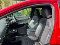 USED 2025 25 MG Mg4 64kWh Trophy Long Range Auto 5dr 360 CAMERA-HEATED SEATS-SATNAV