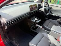 USED 2025 25 MG Mg4 64kWh Trophy Long Range Auto 5dr 360 CAMERA-HEATED SEATS-SATNAV