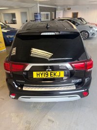 USED 2019 19 MITSUBISHI OUTLANDER 2.4h TwinMotor 13.8kWh 4h SUV 5dr Petrol Plug-in Hybrid CVT 4WD Euro 6 (s/s) (209 ps) 