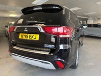 USED 2019 19 MITSUBISHI OUTLANDER 2.4h TwinMotor 13.8kWh 4h SUV 5dr Petrol Plug-in Hybrid CVT 4WD Euro 6 (s/s) (209 ps) 
