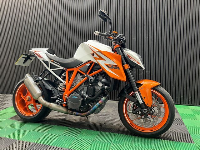 View our KTM 1290 Super Duke R