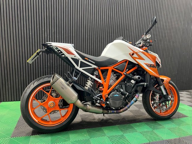 View our KTM 1290 Super Duke R