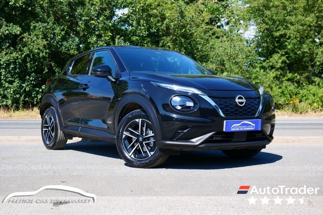 View our Nissan Juke 1.6 N-Connecta SUV 5dr Petrol Hybrid Auto Euro 6 (143 ps)