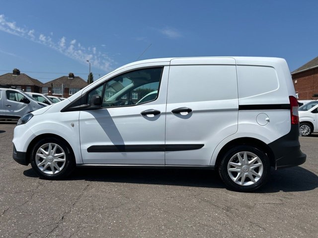 View our FORD TRANSIT COURIER