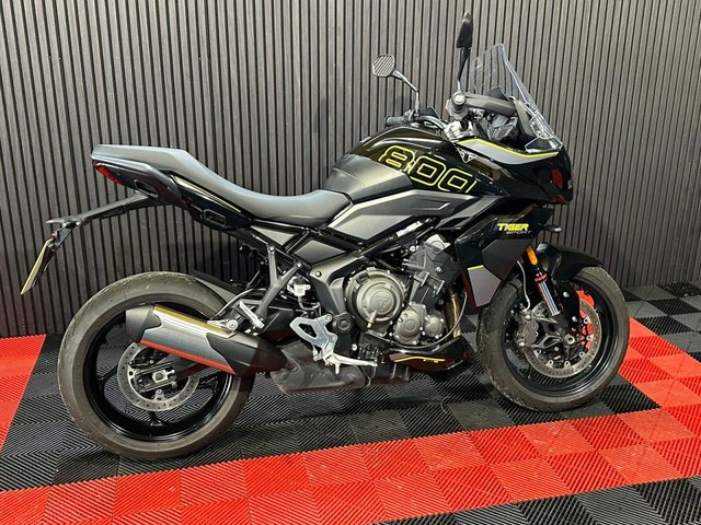 View our TRIUMPH Tiger Sport 800