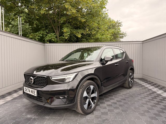 View our VOLVO XC40