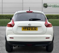 USED 2012 62 NISSAN JUKE 1.6 Acenta Premium SUV 5dr Petrol Manual Euro 5 (s/s) (117 ps) REALLY NICE EXAMPLE BOTH INSIDE AND OUT WITH 11 STAMPS IN THE SERVICE BOOK, LONG MOT, HPI CLEAR, 2 X KEYS, ONLY 1 PREVIOUS OWNER! HPI CLEAR, AIR CON, SAT NAV, BLUETOOTH, CRUISE, CLIMATE!