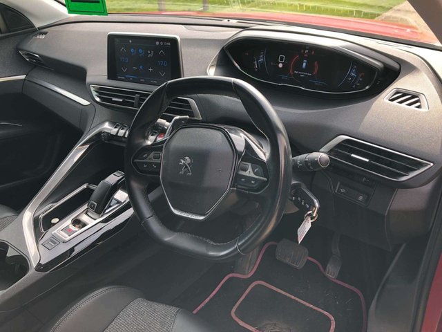 View our PEUGEOT 3008