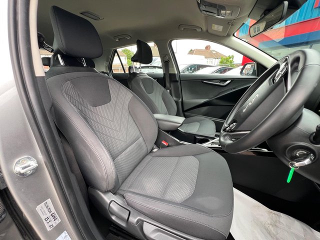View our KIA NIRO