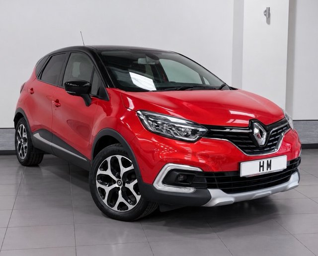 View our RENAULT CAPTUR
