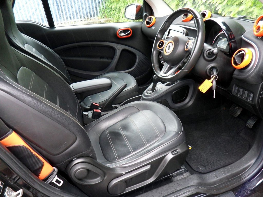 USED 2016 16 SMART FORTWO 0.9T Prime (Premium Plus) Coupe 2dr Petrol Twinamic Euro 6 (s/s) (90 ps) Low Mileage Low Insurance - &pound;20 Tax