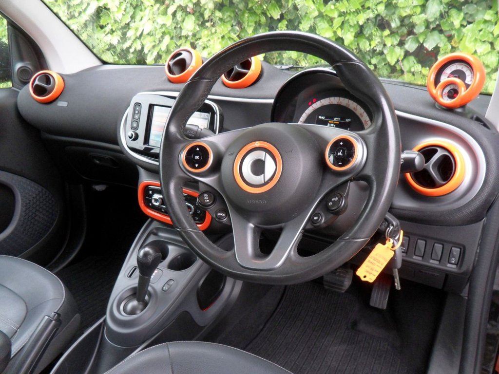 USED 2016 16 SMART FORTWO 0.9T Prime (Premium Plus) Coupe 2dr Petrol Twinamic Euro 6 (s/s) (90 ps) Low Mileage Low Insurance - &pound;20 Tax