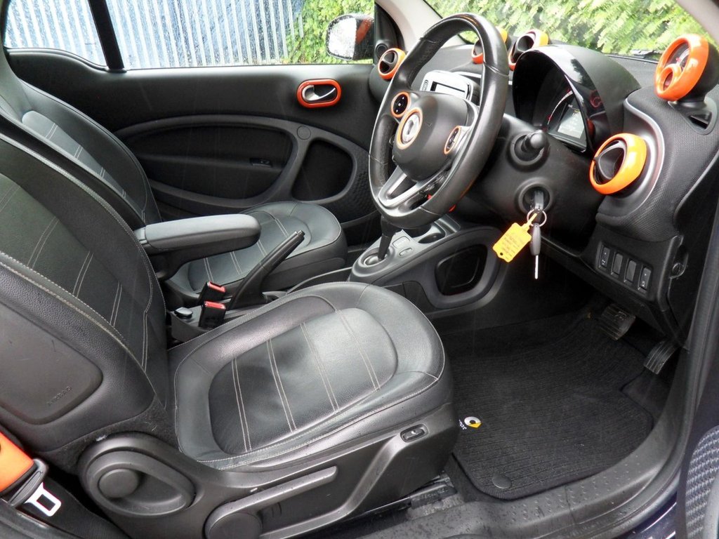 USED 2016 16 SMART FORTWO 0.9T Prime (Premium Plus) Coupe 2dr Petrol Twinamic Euro 6 (s/s) (90 ps) Low Mileage Low Insurance - &pound;20 Tax