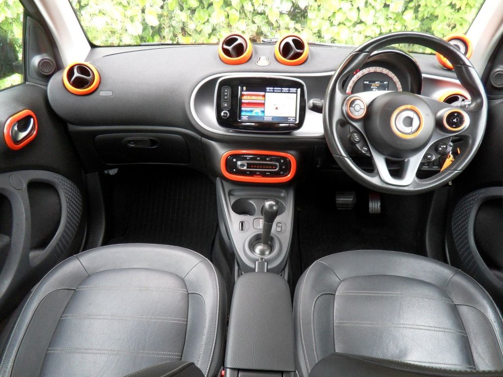 USED 2016 16 SMART FORTWO 0.9T Prime (Premium Plus) Coupe 2dr Petrol Twinamic Euro 6 (s/s) (90 ps) Low Mileage Low Insurance - &pound;20 Tax