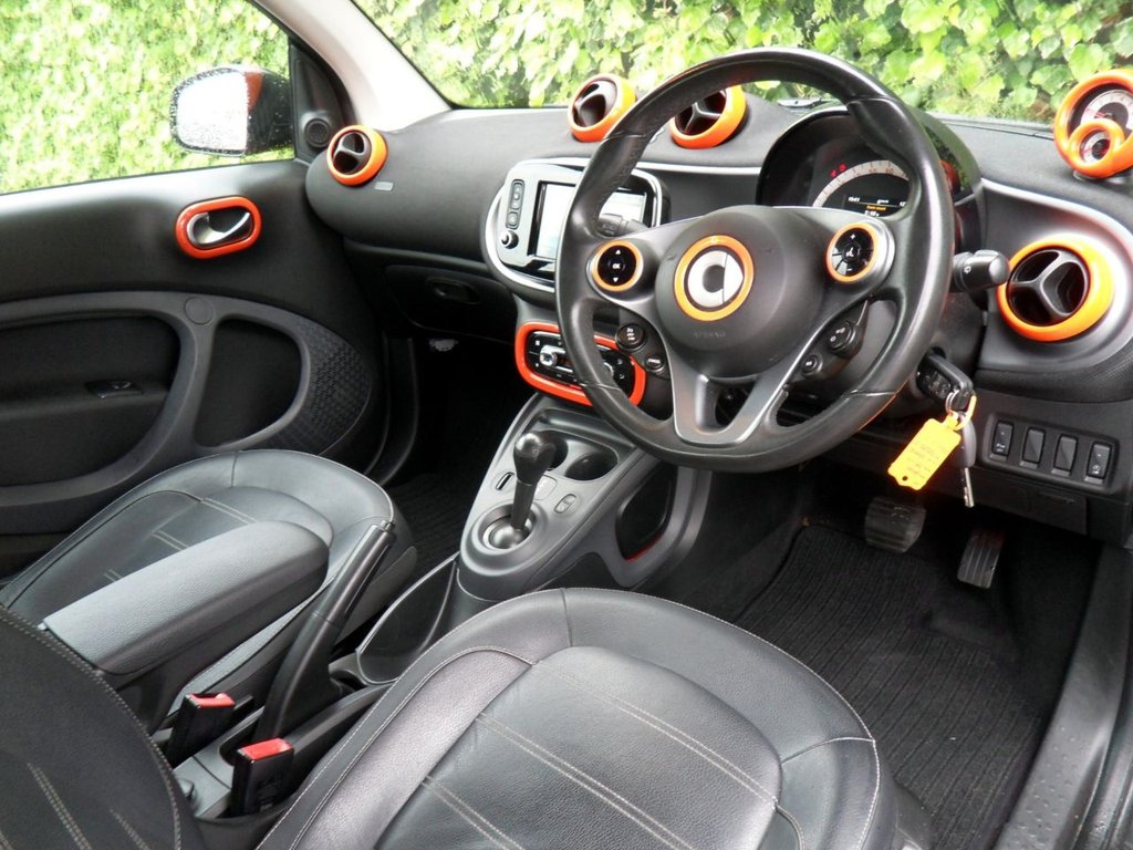 USED 2016 16 SMART FORTWO 0.9T Prime (Premium Plus) Coupe 2dr Petrol Twinamic Euro 6 (s/s) (90 ps) Low Mileage Low Insurance - &pound;20 Tax