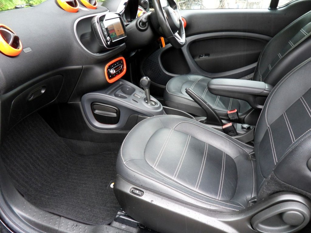 USED 2016 16 SMART FORTWO 0.9T Prime (Premium Plus) Coupe 2dr Petrol Twinamic Euro 6 (s/s) (90 ps) Low Mileage Low Insurance - &pound;20 Tax