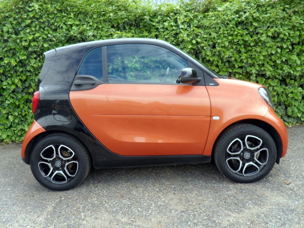 USED 2016 16 SMART FORTWO 0.9T Prime (Premium Plus) Coupe 2dr Petrol Twinamic Euro 6 (s/s) (90 ps) Low Mileage Low Insurance - &pound;20 Tax