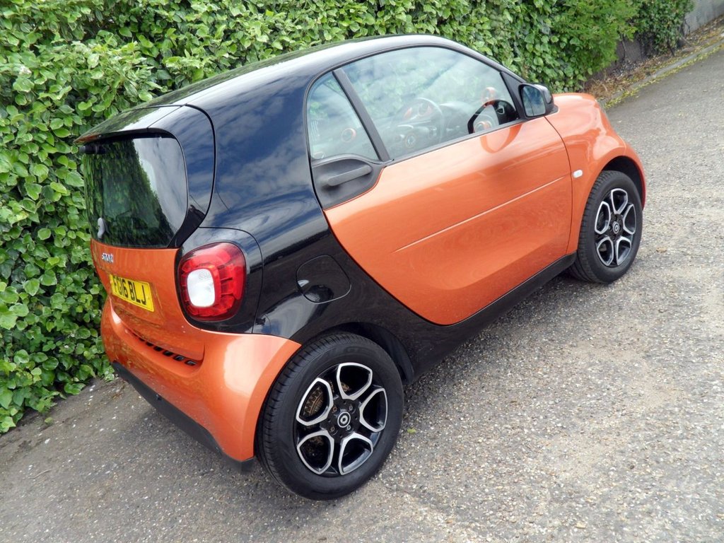 USED 2016 16 SMART FORTWO 0.9T Prime (Premium Plus) Coupe 2dr Petrol Twinamic Euro 6 (s/s) (90 ps) Low Mileage Low Insurance - &pound;20 Tax
