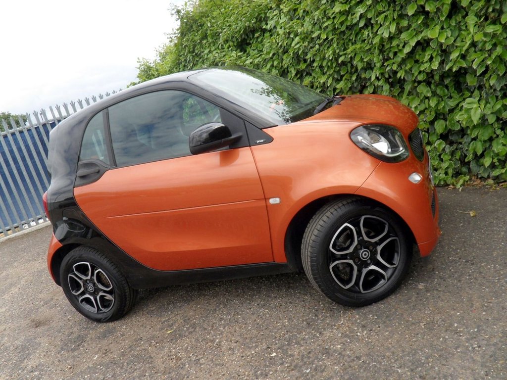 USED 2016 16 SMART FORTWO 0.9T Prime (Premium Plus) Coupe 2dr Petrol Twinamic Euro 6 (s/s) (90 ps) Low Mileage Low Insurance - &pound;20 Tax