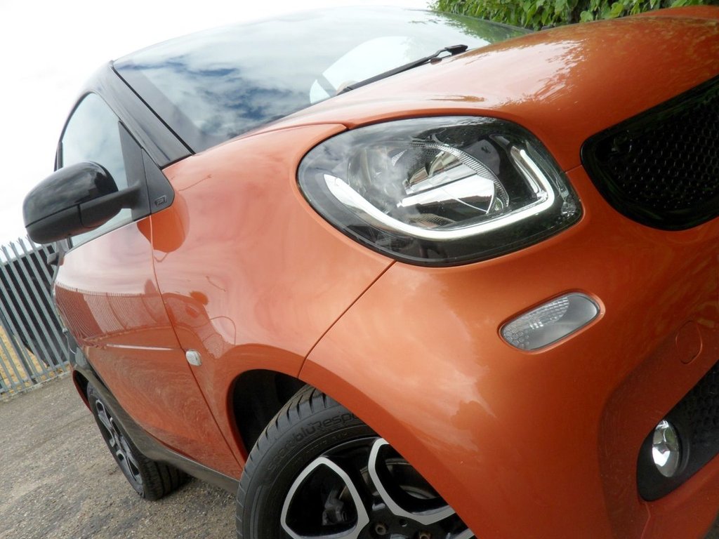 USED 2016 16 SMART FORTWO 0.9T Prime (Premium Plus) Coupe 2dr Petrol Twinamic Euro 6 (s/s) (90 ps) Low Mileage Low Insurance - &pound;20 Tax