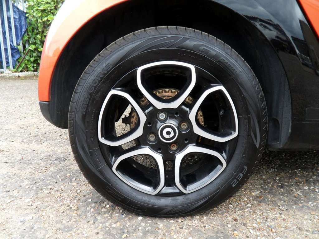 USED 2016 16 SMART FORTWO 0.9T Prime (Premium Plus) Coupe 2dr Petrol Twinamic Euro 6 (s/s) (90 ps) Low Mileage Low Insurance - &pound;20 Tax
