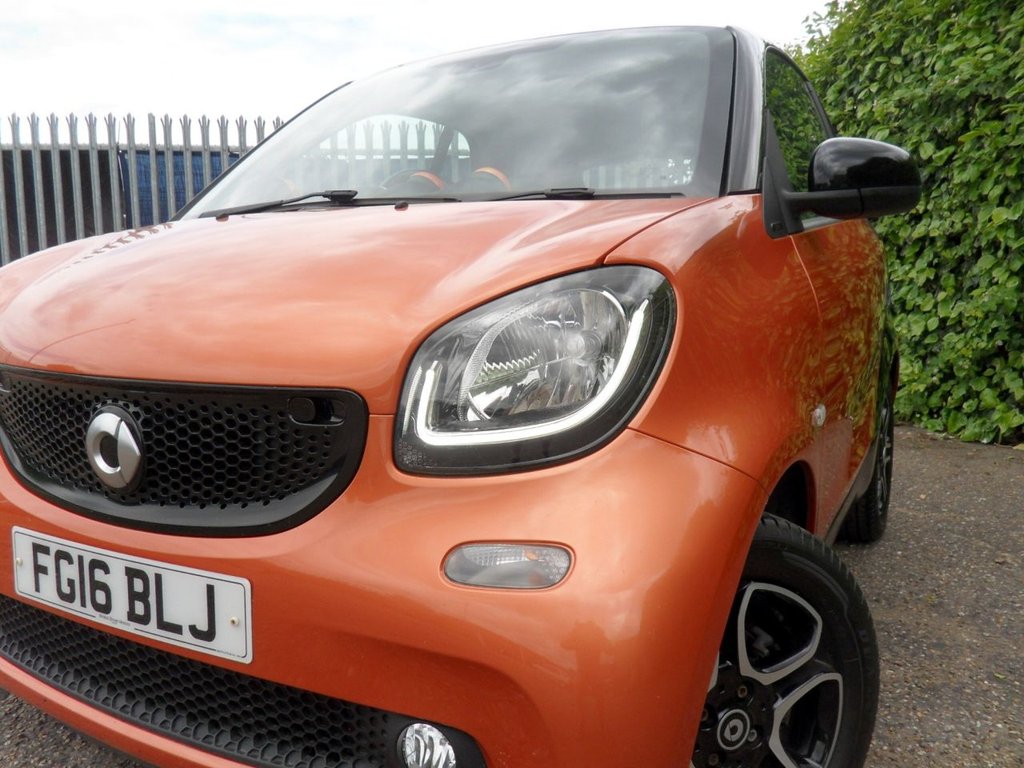 USED 2016 16 SMART FORTWO 0.9T Prime (Premium Plus) Coupe 2dr Petrol Twinamic Euro 6 (s/s) (90 ps) Low Mileage Low Insurance - &pound;20 Tax