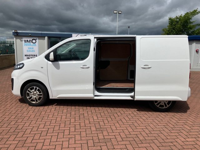 View our VAUXHALL VIVARO