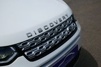 USED 2020 20 LAND ROVER DISCOVERY SPORT 2.0 D150 S SUV 5dr Diesel Manual Euro 6 (s/s) (150 ps) FUJI WHITE PAINTWORK + REVERSE CAMERA + HEATED SEATS + APPLE CARPLAY