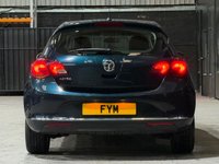 USED 2015 15 VAUXHALL ASTRA 1.4i SRi Hatchback 5dr Petrol Manual Euro 6 (100 ps) 