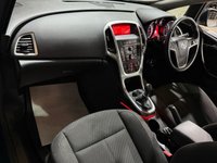 USED 2015 15 VAUXHALL ASTRA 1.4i SRi Hatchback 5dr Petrol Manual Euro 6 (100 ps) 
