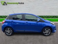 USED 2020 20 TOYOTA YARIS 1.5 VVT-i Y20 Bi-tone Hatchback 5dr Petrol Manual Euro 6 (111 ps) 