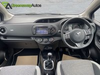 USED 2020 20 TOYOTA YARIS 1.5 VVT-i Y20 Bi-tone Hatchback 5dr Petrol Manual Euro 6 (111 ps) 
