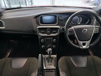USED 2017 67 VOLVO V40 1.5 T3 R-Design Nav Plus Hatchback 5dr Petrol Auto Euro 6 (s/s) (152 ps) 