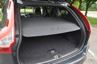USED 2017 17 VOLVO XC60 2.4 D4 SE Lux Nav SUV 5dr Diesel Auto AWD Euro 6 (s/s) (190 ps) 1 Owner From New - Satellite Navigation - Great Spec!