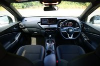 USED 2025 25 NISSAN JUKE 1.0 DIG-T N-Connecta SUV 5dr Petrol DCT Auto Euro 6 (s/s) (114 ps) BLADE SILVER METALLIC PAINTWORK + VIRTUAL COCKPIT + REVERSE CAMERA