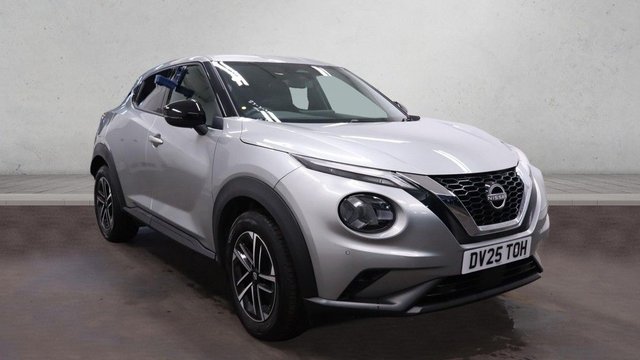 View our Nissan Juke 1.0 DIG-T N-Connecta SUV 5dr Petrol DCT Auto Euro 6 (s/s) (114 ps)