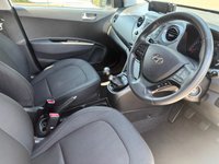 USED 2017 17 HYUNDAI I10 1.0 Premium Hatchback 5dr Petrol Manual Euro 6 (66 ps) Only 33,000 Miles