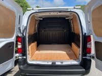 USED 2023 72 TOYOTA PROACE CITY ICON L1 SWB 1.5D 100PS  One Company Owner, Only 24,000 Miles, High Spec Icon Model With Desirable Extras Inc Air Con, 3 Seat, Touchscreen Stereo, Reversing Camera, Rarking Sensors & Twin Side Loading Doors !! Nice Clean Example Inside & Out!