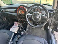 USED 2016 16 MINI HATCH 1.2 One Hatchback 3dr Petrol Manual Euro 6 (s/s) (102 ps) HIGH SPECIFICATION ( &pound;2000  EXTRAS ) LOW MILEAGE + DEALER SERVICE +LOW INSURANCE AND ROAD TAX